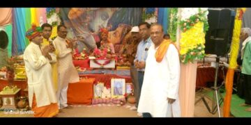 *लोरमी के ग्राम मजगांव में पंडित श्री हरि त्रिपाठी शास्त्री   झझपुरी कला वाले के मुखारविंद से श्रीमद् भागवत सुनने का सौभाग्य मि