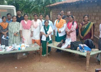 परसापानी में 45 लोगो का मलेरिया जांच एक पॉजिटिव, गांव में सर्वे कराने  सीएमएचओ शुक्ला खुद पहुंचे