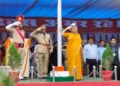 बिलासपुर,15 अगस्त 2023/ संसदीय सचिव श्रीमती रश्मि आशीष सिंह ने आज आजादी की 76 वीं वर्षगांठ पर पुलिस परेड ग्राउंड में आयोजित मुख्य समारोह में ध्वजारोहण किया।