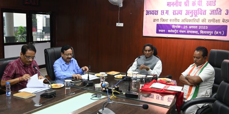 शासन की योजनाओं का लाभ अंतिम छोर के व्यक्ति तक पहुंचे*