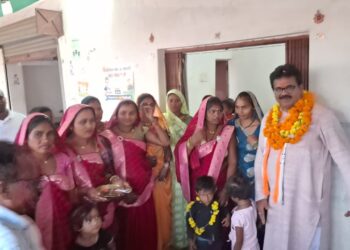 अनुसूचित जाति नेता उत्तम चतुर्वेदानी एवं भगवानदीन साहू ने किया कांग्रेस प्रवेश।*