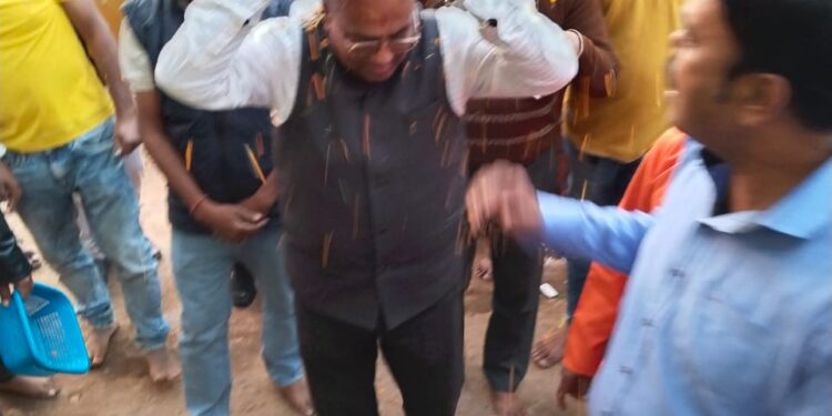 राम मंदिर अक्षत कलश यात्रा आज कोटा नगर शिव हनुमान मंदिर पहुंची यह मंदिर में 7 दिन विराजमान रहेगी