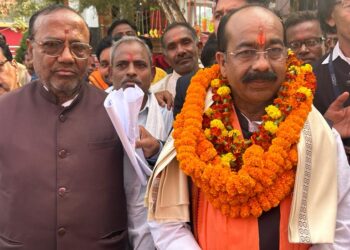 डिप्टी सीएम माननीय अरुण साव मंत्री लोक निर्माण विभाग नगरी प्रशासन पी विधि विधाई मंत्री छत्तीसगढ़ मां महामाया रतनपुर सिध्दीविनायक भैरवनाथ मंदिर का दर्शन कर प्रदेश की खुशहाली की कामना की