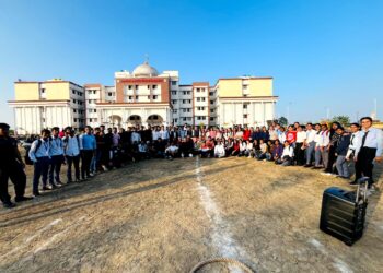 आज अखिल भारतीय विद्यार्थी परिषद इकाई अटल बिहारी वाजपेई विश्वविद्यालय द्वारा स्वामी विवेकानंद जी की जन्म जयंती पर प्रश्नोत्तरी और टैग ऑफ वार गेम का आयोजन किया गया जिसमें विश्वविद्यालय शिक्षण विभाग के करीबन 300 से अधिक छात्र छात्राओं ने बढ़-चड़ कर हिस्सा लिया