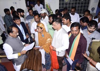 *उप मुख्यमंत्री श्री अरूण साव ने जनदर्शन में सुनी आम जनता की समस्याएं*