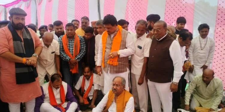 करगी रोड कोटा से बुढ़ि नदी का उद्गम स्थल बुढ़नेर नदी चादा मिल्की पंडरिया जिला कवर्धा में महा त्यागी श्री सीताराम जी का दर्शन एवं भंडारा का कार्यक्रम आयोजक