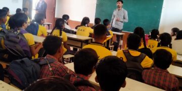 डी. ए .वी. मुख्यमंत्री पब्लिक स्कूल गोबरपाट कोटा में कैरियर गाइडेंस का आयोजन बिलासपुर के काउंसलर के तत्वाधान में आयोजित की गई  