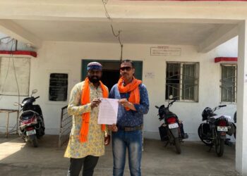 *कोटा मुख्य मार्ग कोटा थाना से रेलवे स्टेशन तक जर्जर एवं खराब रोड के नव निर्माण के लिए ज्ञापन सौंपा गया*