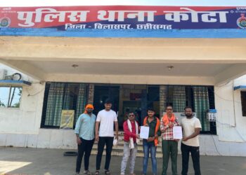 विश्व हिंदू परिषद् बजरंग दल द्वारा करगी रोड कोटा  गौ रक्षा अभियान के तहत कोटा थाना मे रिपोर्ट दर्ज कराया गया सभी की मांग रही अपराधियों को कड़ी से कड़ी सजा मिले