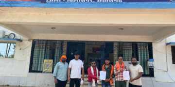 विश्व हिंदू परिषद् बजरंग दल द्वारा करगी रोड कोटा  गौ रक्षा अभियान के तहत कोटा थाना मे रिपोर्ट दर्ज कराया गया सभी की मांग रही अपराधियों को कड़ी से कड़ी सजा मिले