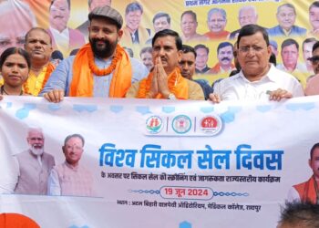 बिलासपुर सांसद श्री तोखन साहू जी केंद्रीय राज्य मंत्री आवास शहरी विकास का आज दिनांक 19/6/2024 को करगी रोड कोटा में भारतीय जनता पार्टी के पदाधिकारी एवं कार्यकर्ताओं द्वारा भव्य स्वागत किया गया