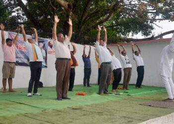 भारतीय जनता पार्टी करगी रोड कोटा द्वारा आयोजित योग शिविर का आयोजन सरस्वती शिशु मंदिर उच्चतर माध्यमिक विद्यालय कोटा प्रांगण में संपन्न हुआ