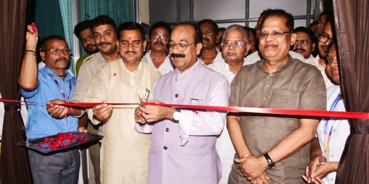 *सिम्स में किया गया सुविधाओं का विस्तार: केन्द्रीय राज्य मंत्री श्री तोखन साहू और उप मुख्यमंत्री श्री अरूण साव ने किया लोकार्पण*  