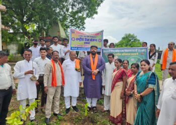 *धरती की है यही पुकार पेड़ लगाओ हर एक द्वारा — प्रबल प्रताप जूदेव*