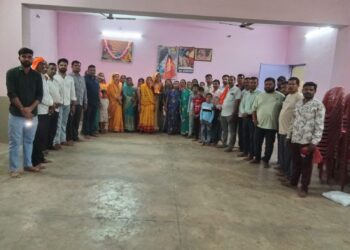 साहू समाज की आराध्य देवी माँ कर्मा माता जी के जयंती के उपलक्ष्य में नगर साहू समाज कोटा के द्वारा कर्मा भवन में आरती कर जयंती मनाया गया जिसमें साहू समाज नगर अध्यक्ष समस्त पदाधिकारी एवं पंच सामाजिक बंधु एवं मातृशक्ति उपस्थित रहे