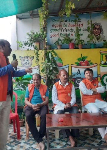 वन्देमातरम मित्र मंडल की छठवी बैठक गुडविल पब्लिक स्कूल कोटा में हुई सम्पन्न बिलासपुर व कोटा के सनातन धर्म प्रेमी हिंदुस्तानी बंधु हुए उपस्थित।